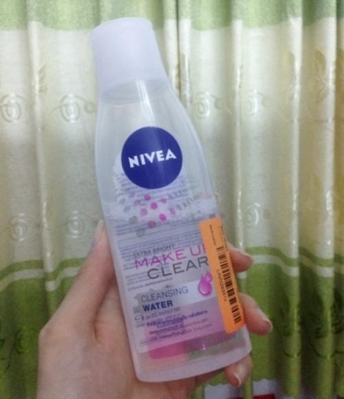 nivea cleansing water extra bright make up