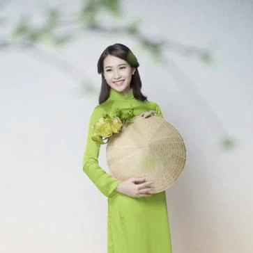 Green Silk Ao Dai Vietnamese