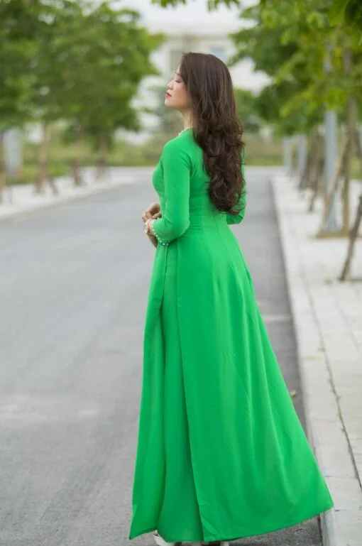 Dark Green Ao Dai Viet Nam Pearl Neck Decoration - Image 3